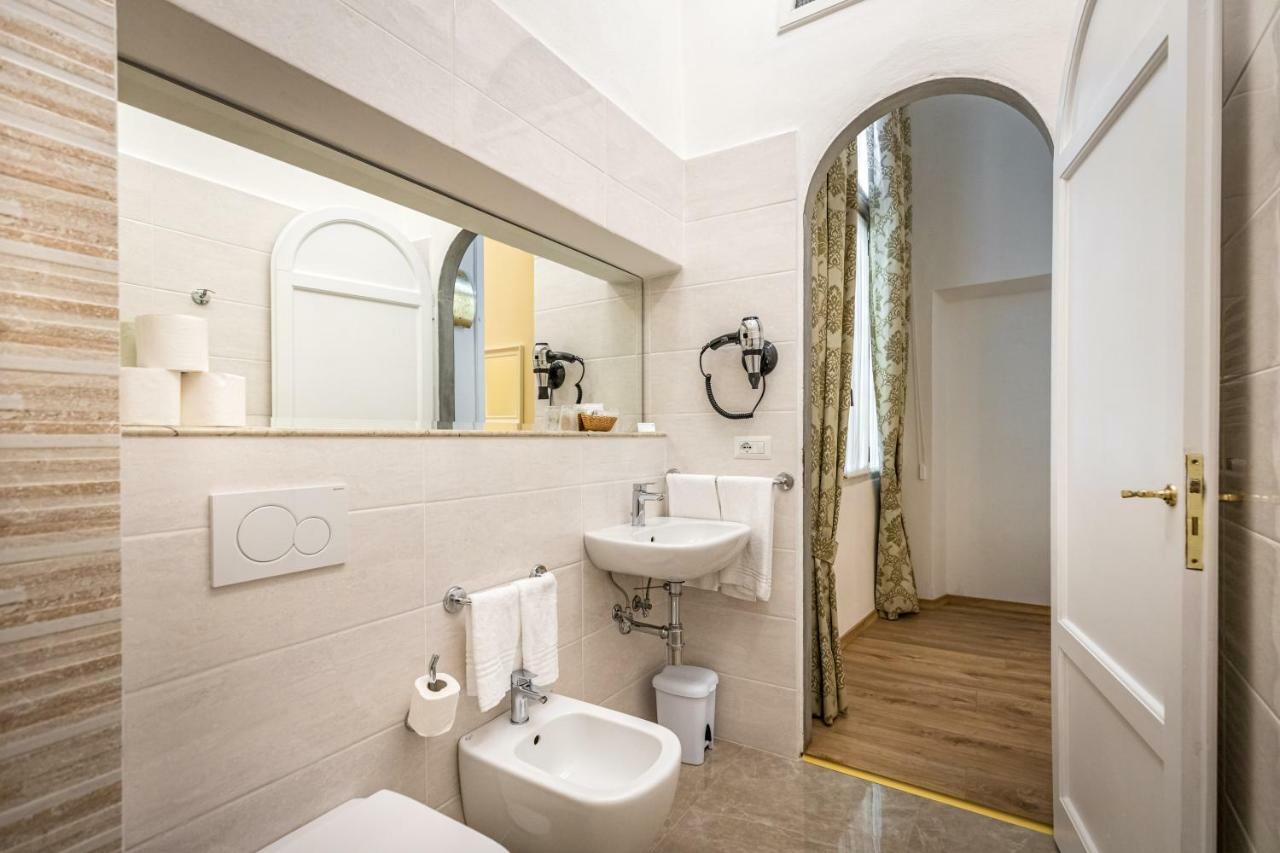 Residenza Alessandra Florencia Exterior foto